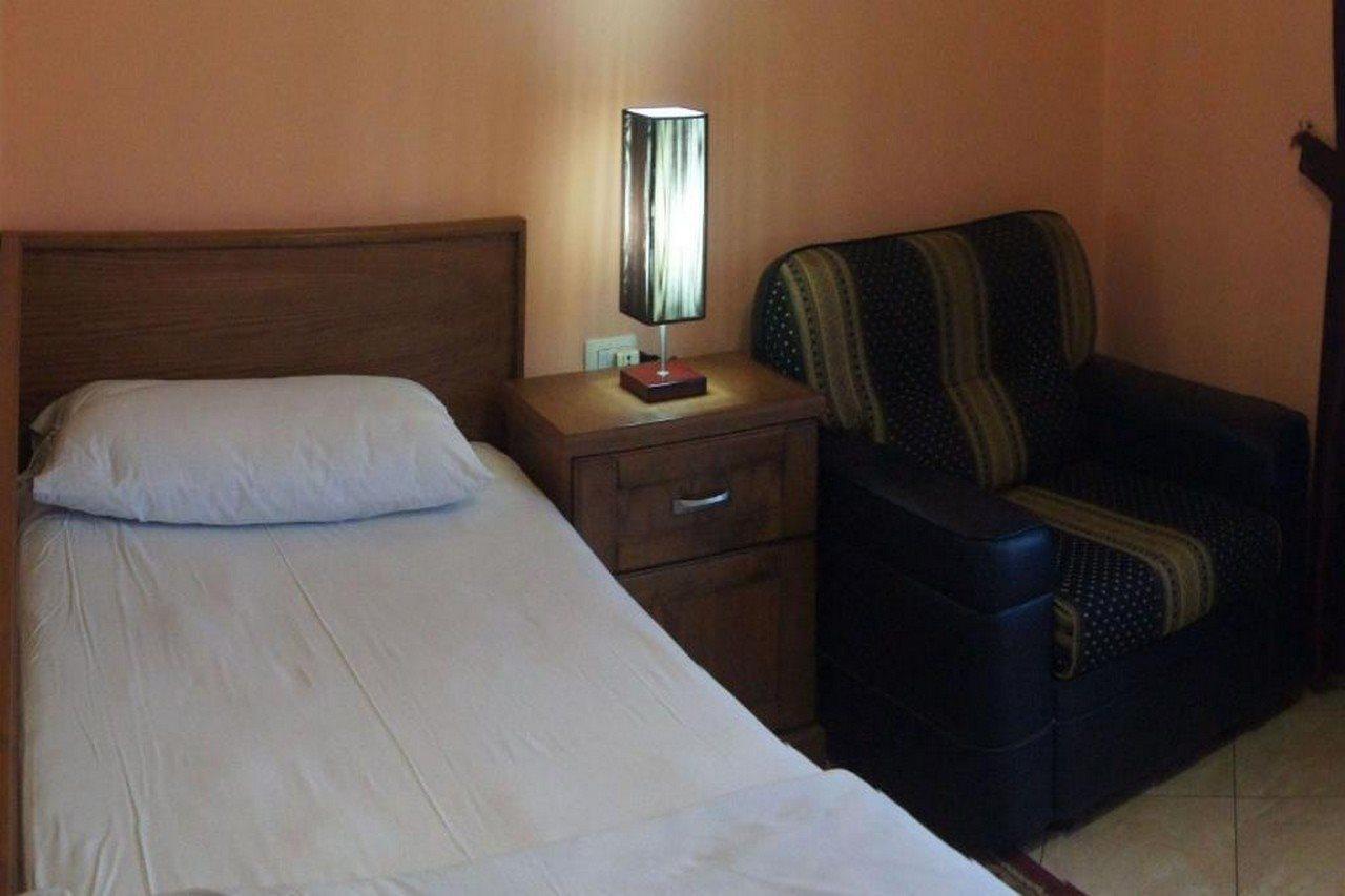 Bristol Hotel Tiranë Ngoại thất bức ảnh