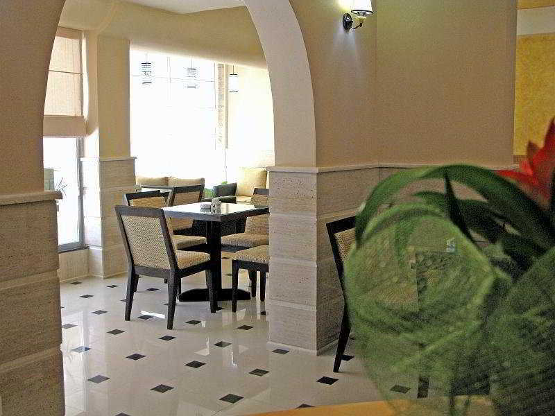 Bristol Hotel Tiranë Ngoại thất bức ảnh