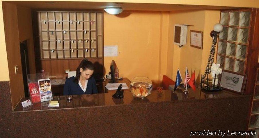 Bristol Hotel Tiranë Ngoại thất bức ảnh