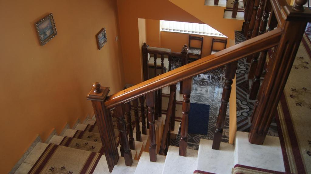 Bristol Hotel Tiranë Ngoại thất bức ảnh